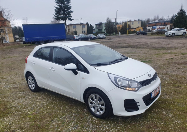 Kia Rio cena 30000 przebieg: 82000, rok produkcji 2015 z Sławno małe 154